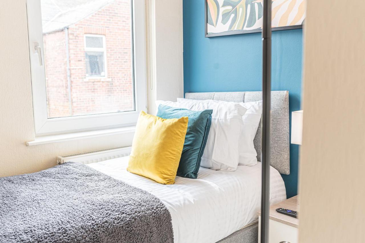 *King Bed* Luxury City Centre House Barrow-in-Furness Екстериор снимка